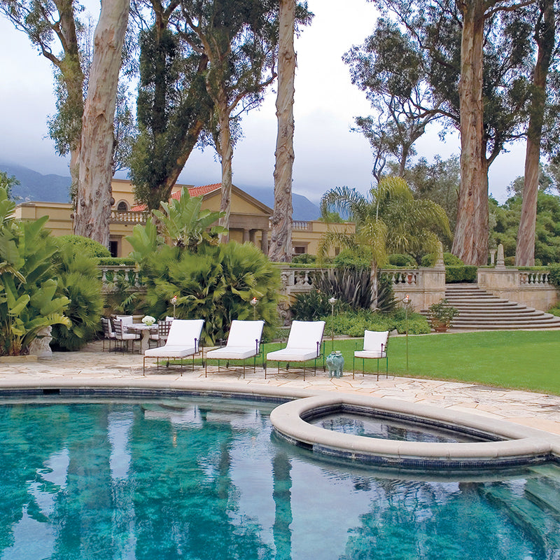 Amalfi Chaise Lounge With Arms