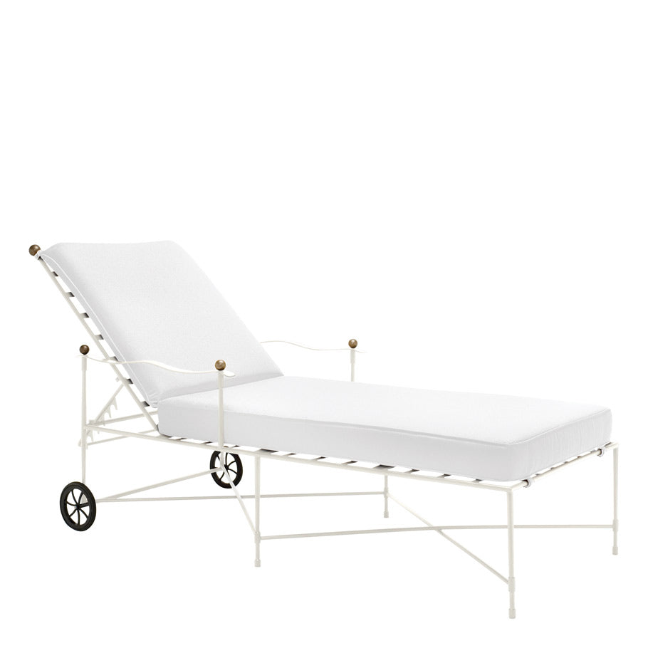 Amalfi Chaise Lounge With Arms