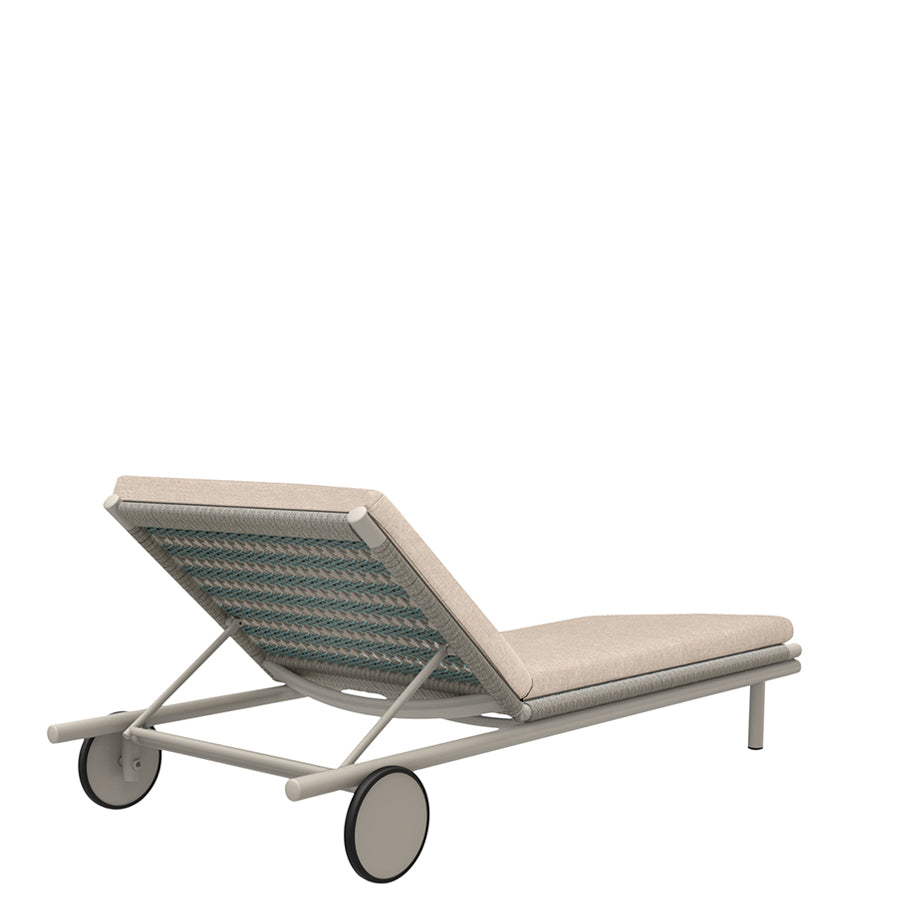 Anatra Chaise Lounge