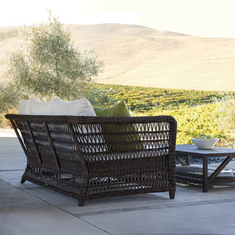 Arbor Grande Cocktail Table Rectangle 153