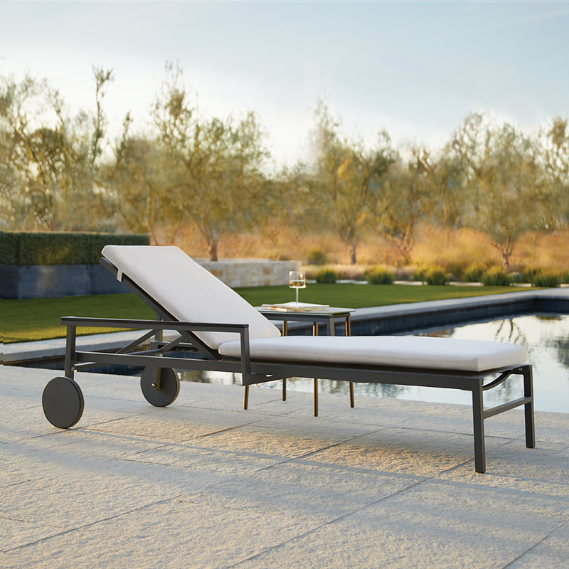 Duo Mesh Chaise Lounge With Arms