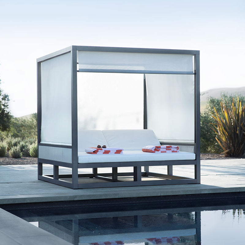 Duo Cabana