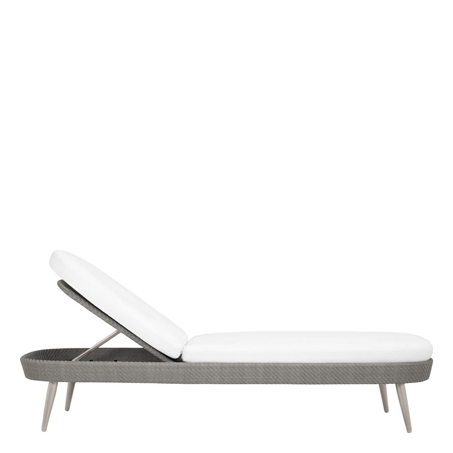 Katachi Chaise Lounge