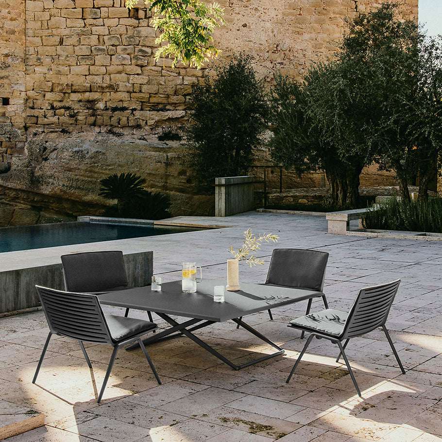 Zebra Up and Down Table Square 140 – JANUS et Cie