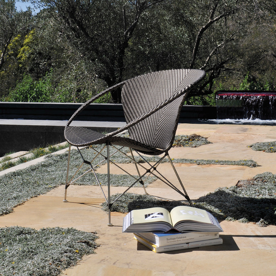 Suki Lounge Chair – JANUS et Cie